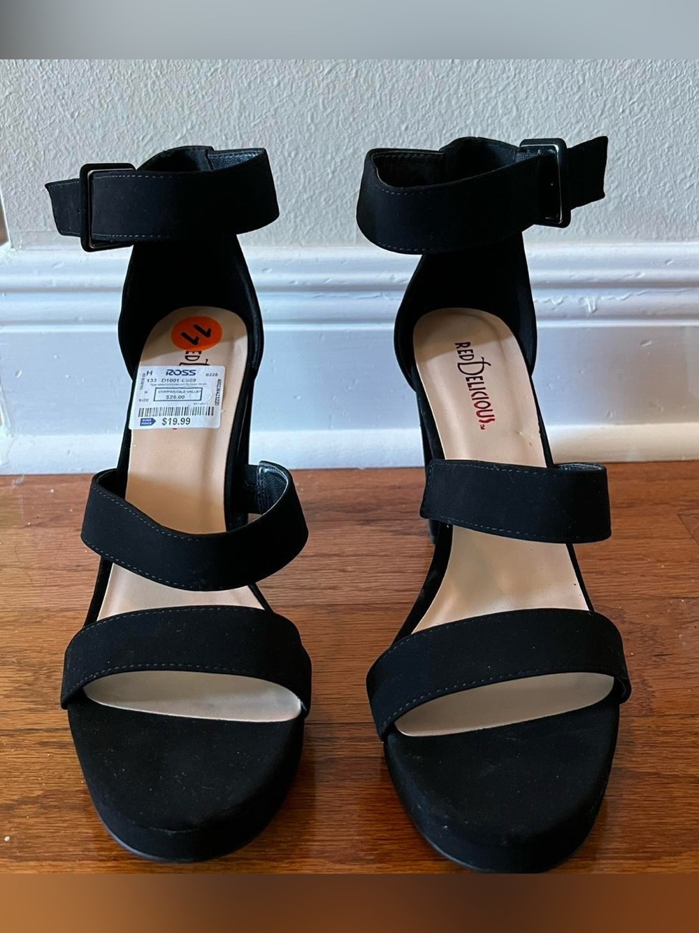Delicious Black Strappy Block Heel Sandals with Ankle Strap - Picture 2 of 3